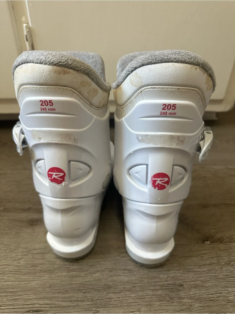 Rossignol Kids White Ski Boots with Gray Liner